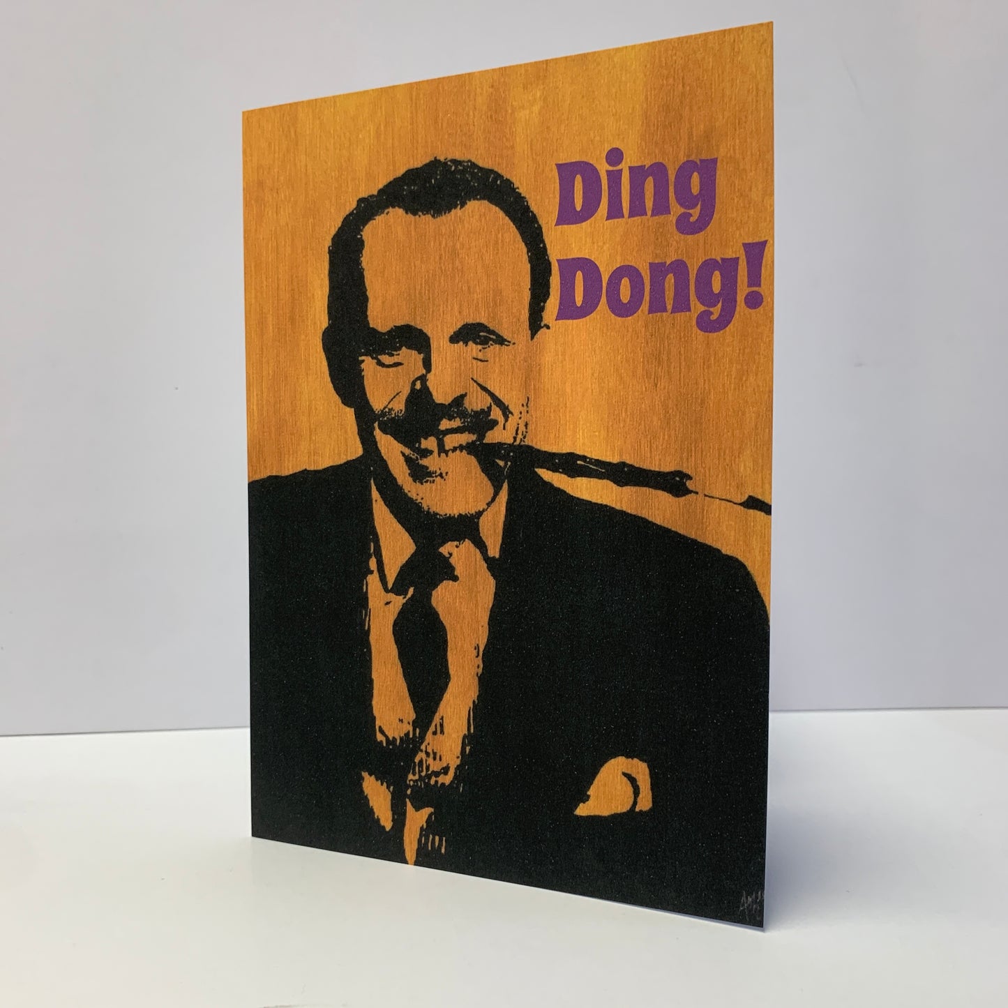 Terry Thomas Ding Dong Romantic Valentines Card: 13 x 18cm